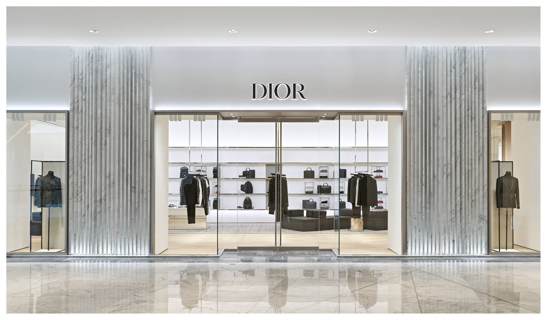 Dior façade concept — Barthélémy Griño